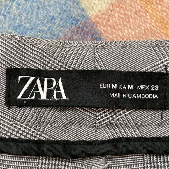 Zara Grey Plaid Ankle Pants - Picture 12 of 13